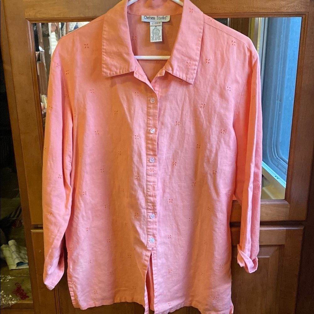 Linen Blend Top in Peach Size Medium Minimalist Summer Classic Timeless